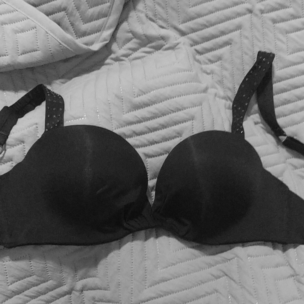 Bra with sparkly straps